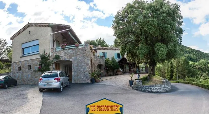 "Le Pigeonnier" chambre d'hôte - Image 1