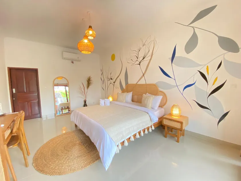 Shortcut Breeze Guest House - Image 1