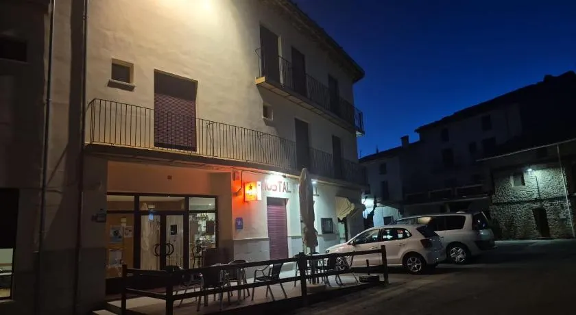 Hostal Restaurante Portell - Image 1