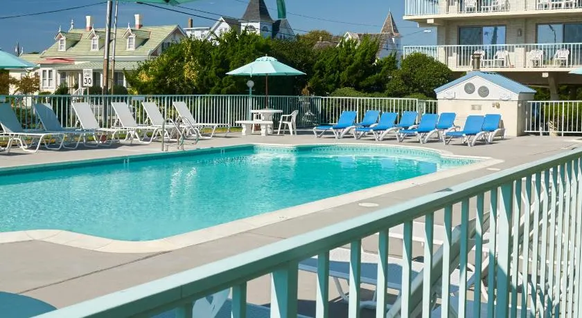 Sea Crest Inn - Image 1