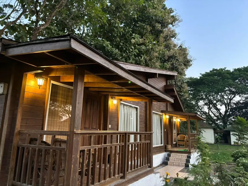 JIRONI RESORT - Image 1