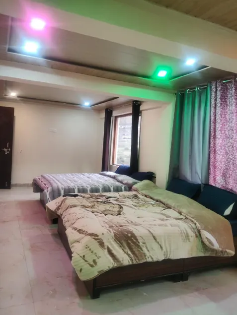 Jbk hotel river badrinathji - Image 1
