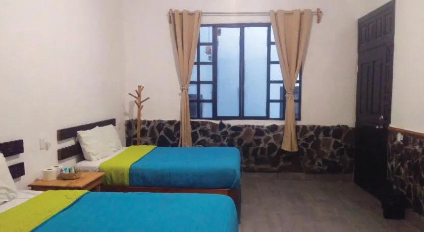 Hotel Falcon - Image 1