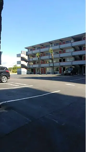 Happy Holiday Motel - Image 1
