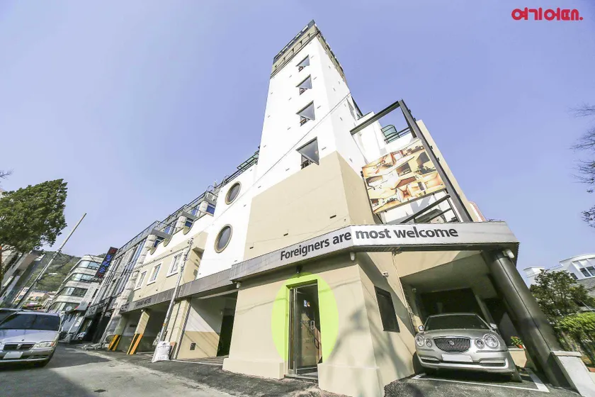 Goodstay Grand Motel Chuncheon - Image 1