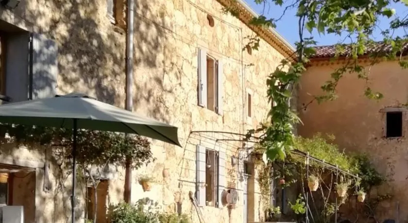 Les Hotes De Marie - Image 1
