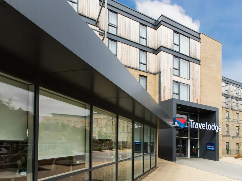 Travelodge Cambridge Newmarket Road - Image 1