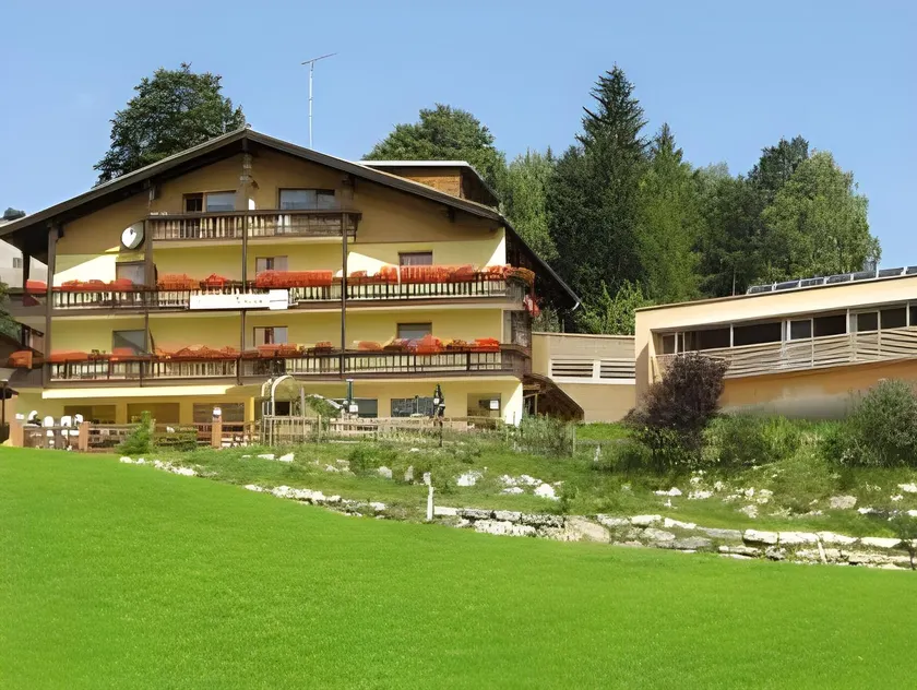 Residenz Dunza Hotel Garni - Image 1
