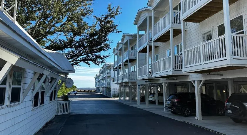 River Hotel of Southport - Image 1