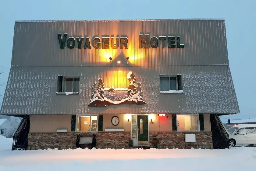 Love Hotels Voyageur by OYO at International Falls MN - Image 1