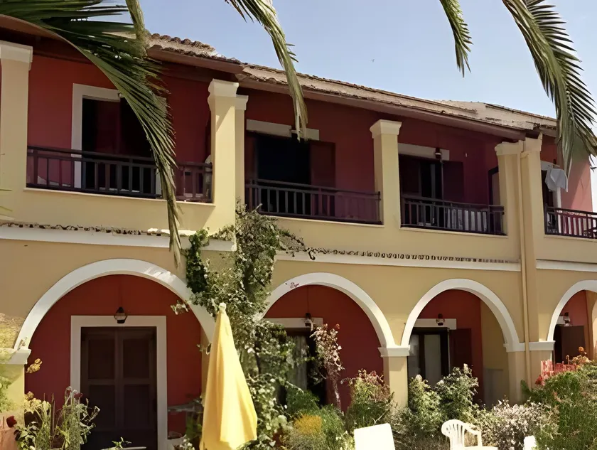 Eleni Apartments - Image 1