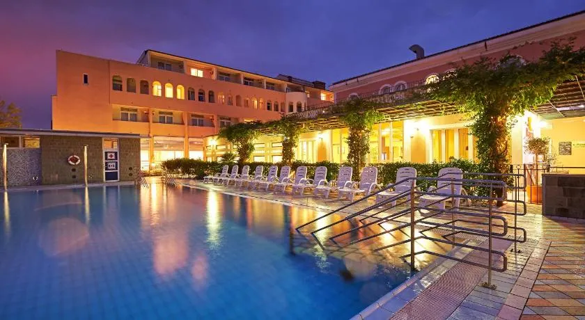 Hotel Delfin - Image 1