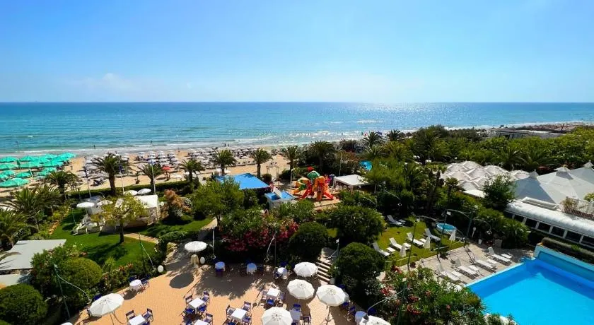 Hotel Parco Delle Rose - Image 1