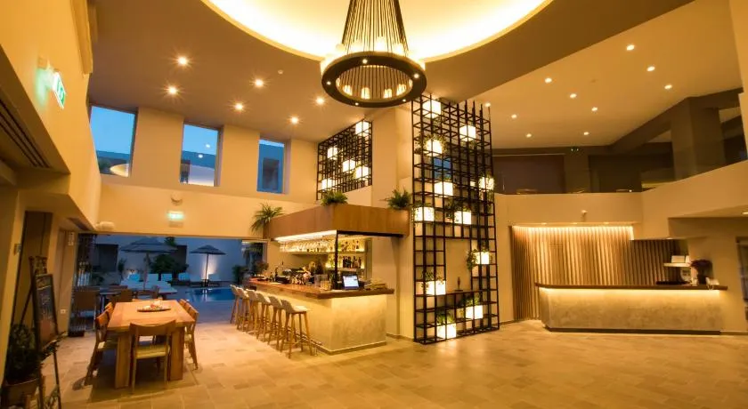 Parasol Luxury Hotel & Suites Adults Only - Image 1