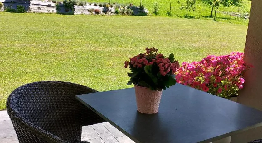 Apartament z ogrodem - Image 1