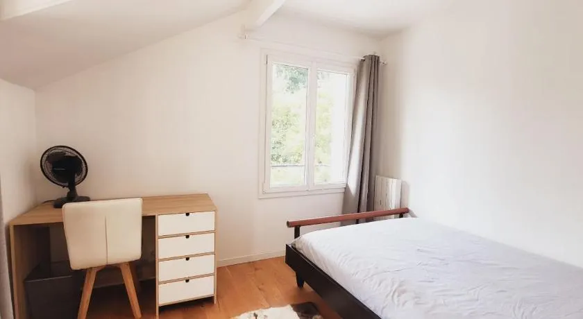 Le RivetStud à 20 min Paris - Image 1