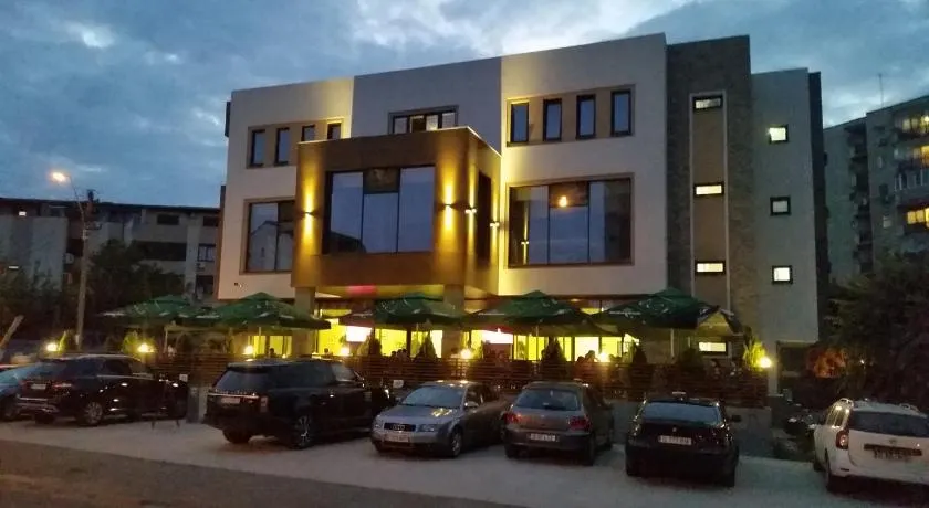 Hotel Excellence - Image 1