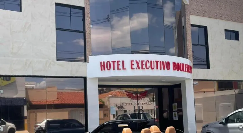 Hotel Executivo Boulevard - Image 1