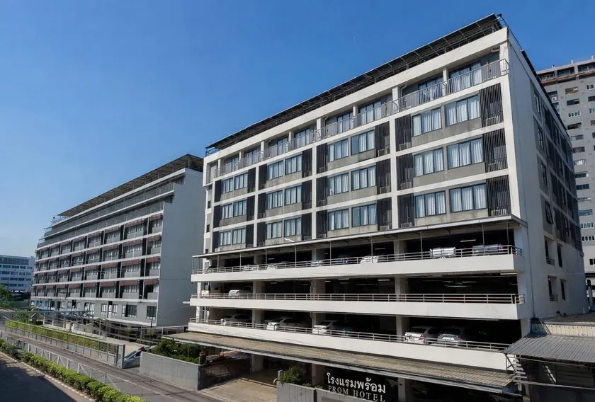 Prom Thailand Cultural Centre Hotel Anex2 - Image 1