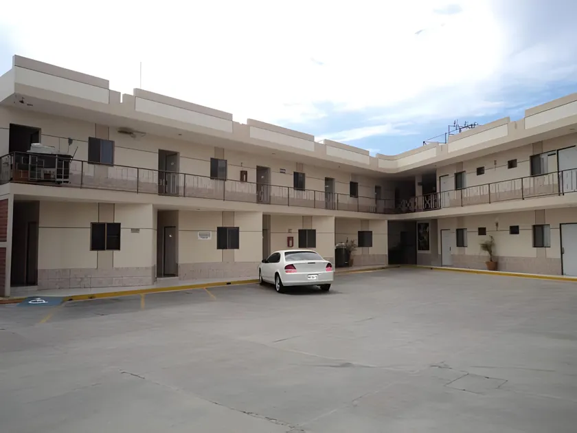 Hotel Hacienda Nainari - Image 1