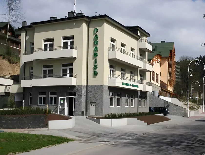 Ośrodek Wczasowy Paradise - Image 1
