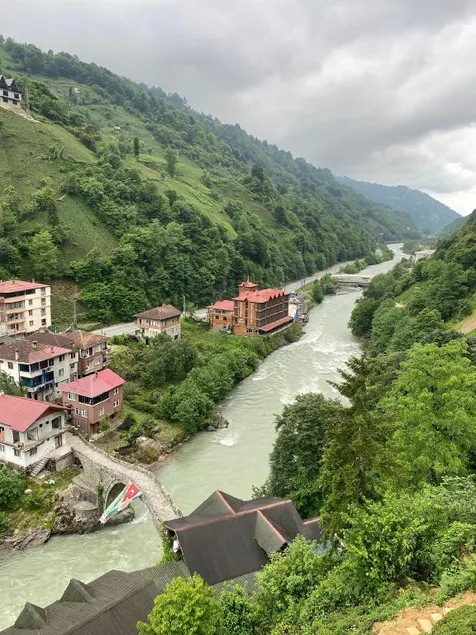 Vadidekal Suite Hotel - Image 1