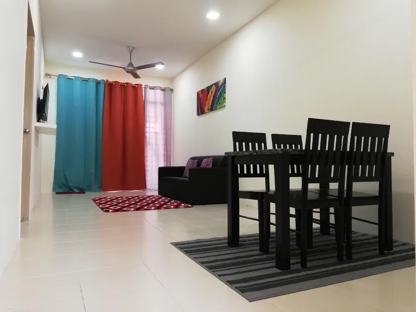 Neesa Homestay Bukit Gambang-Muslim - Image 1