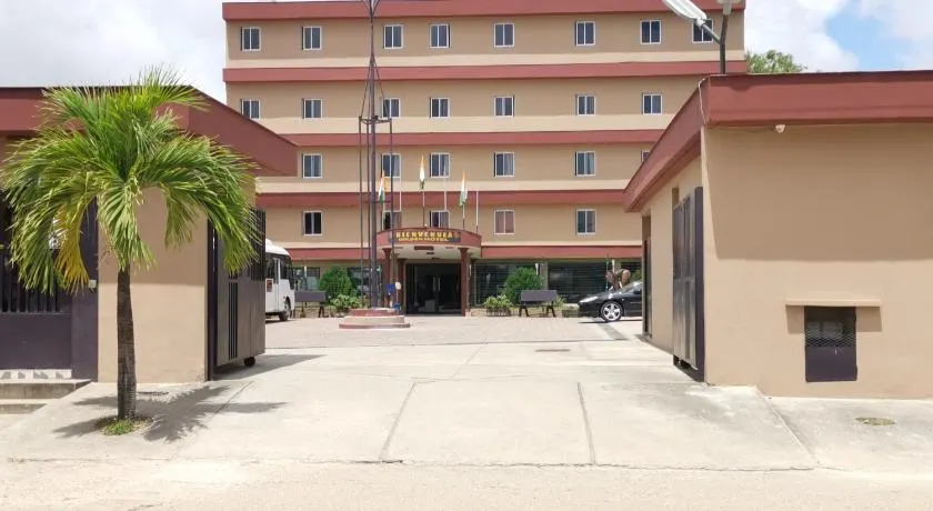 Golden Hôtel - Image 1