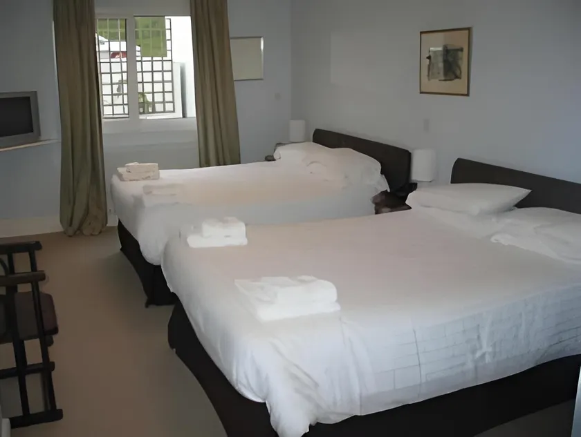 The White Rock Hotel - Image 1
