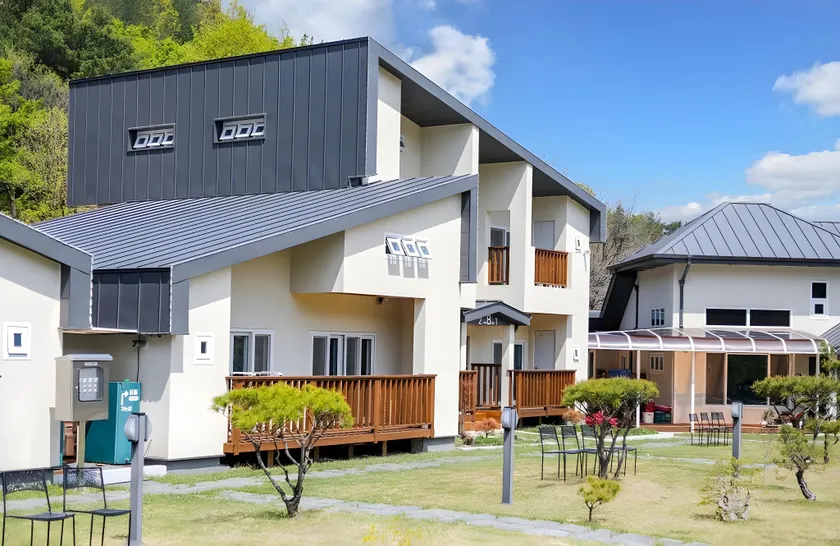 Samcheok Yonghwa Silkroad Pension - Image 1