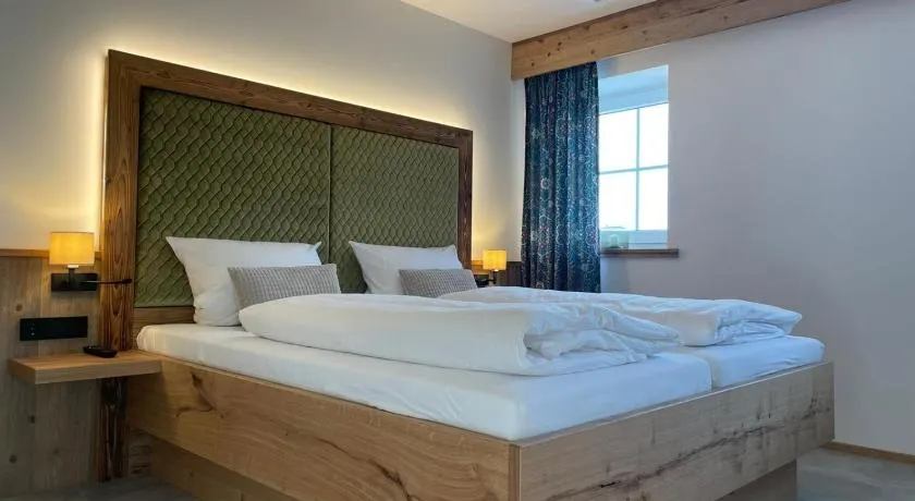 Hotel Gasthof zum Wulfen - Image 1
