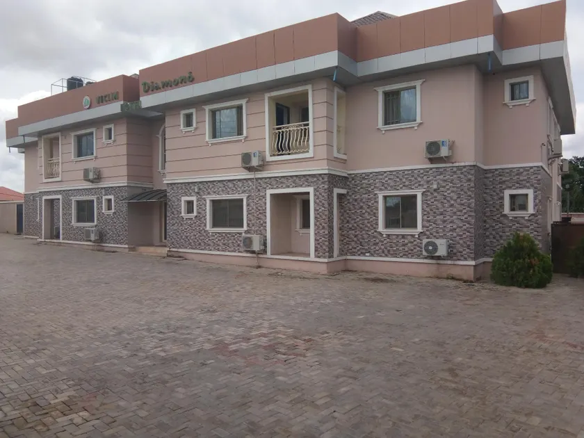 Viclin Diamond Hotels - Image 1