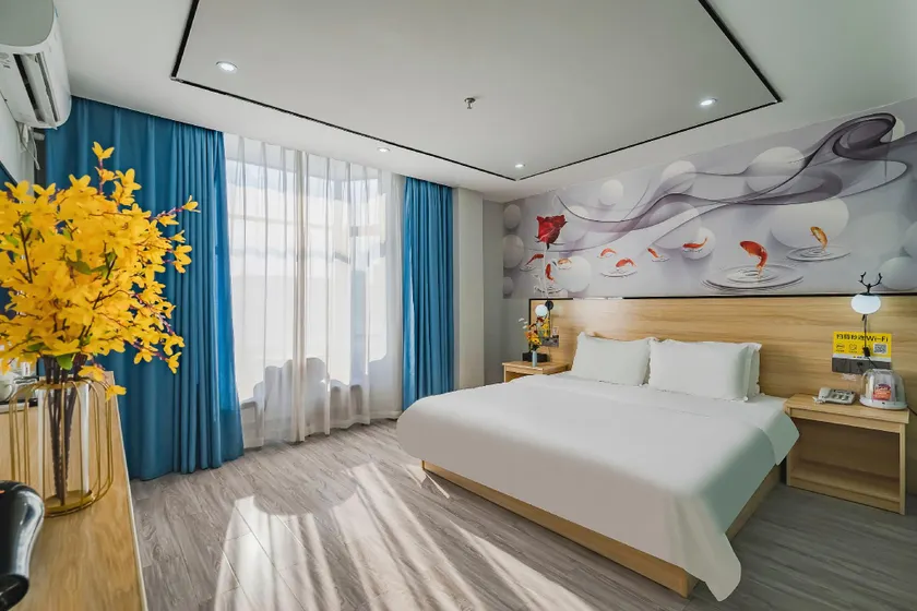 No. 36 Luxury Hotel (Huizhou Boluo Commercial Street Branch) - Image 1