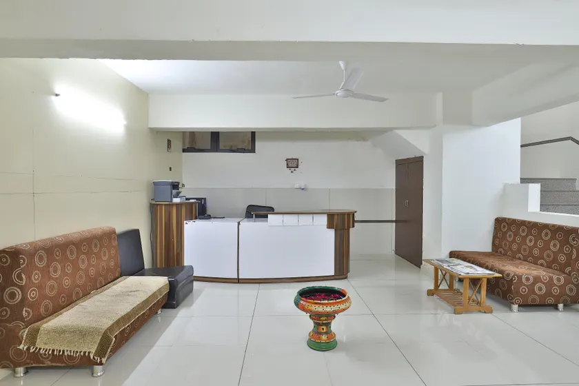night-halt dormitory - Image 1