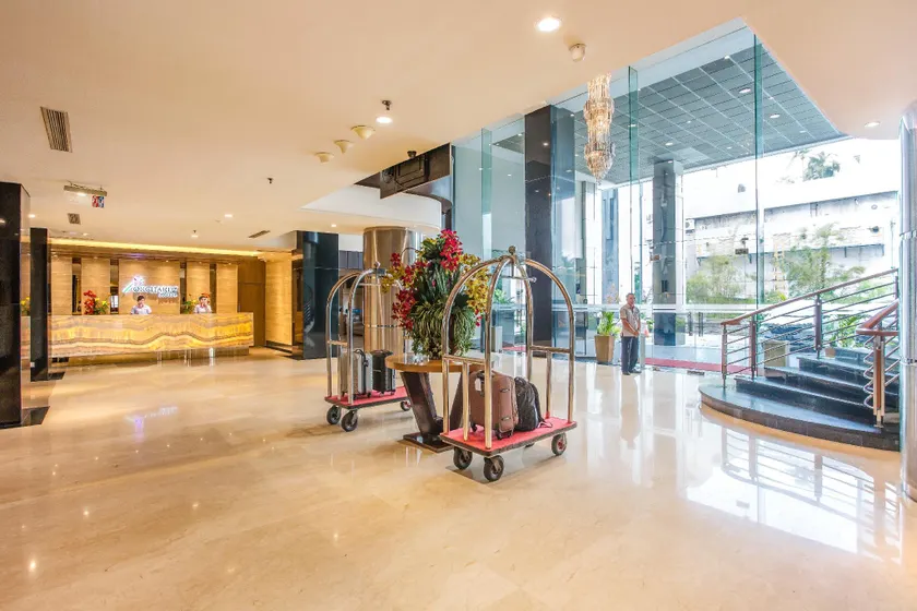 Orchardz Hotel Industri Jakarta Kemayoran - Image 1