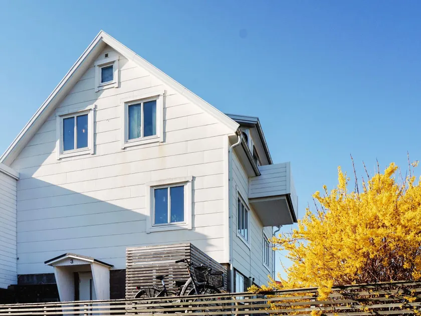 4 person holiday home in Kungshamn - Image 1