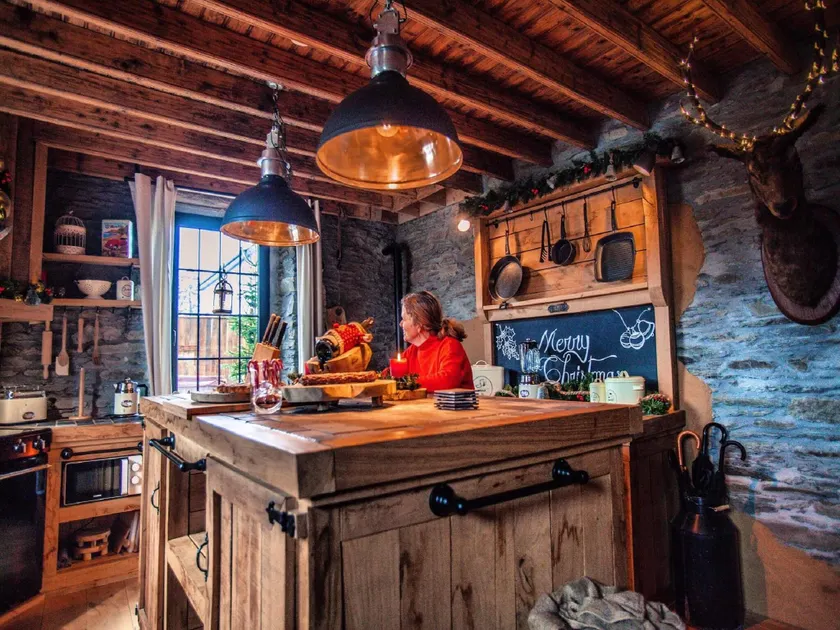 Casa vacanze a Bastogne con vasca idromassaggio - Image 1