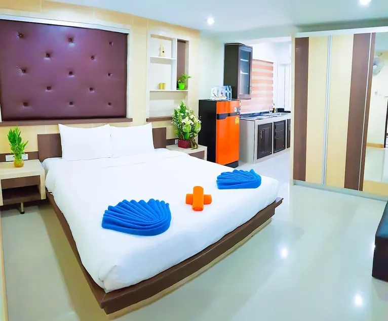 Ambrosial Suites Deluxe Room-WalkingStr - Image 1
