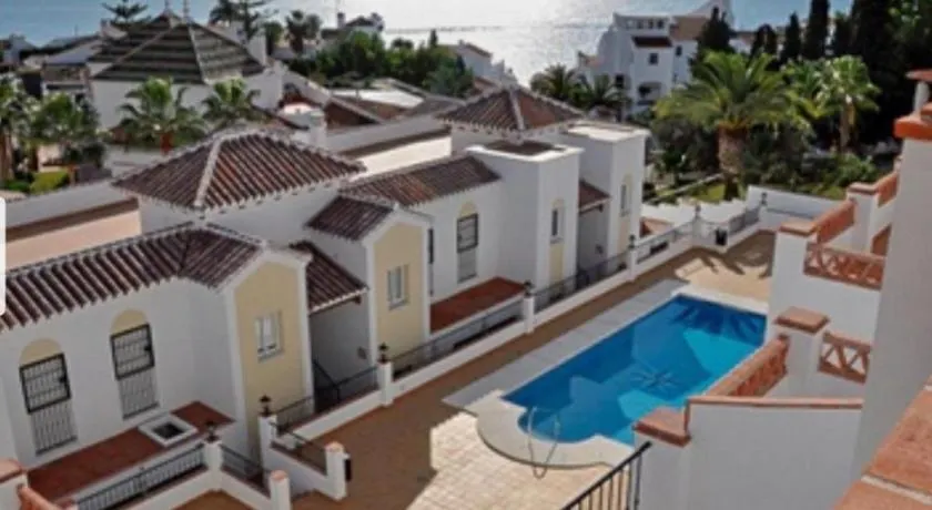 APARTAMENTO BONITO EN PINAL DEL MAR NERJA - Image 1