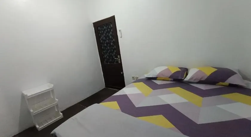 Penginapan Violet Doorz Syariah - Image 1