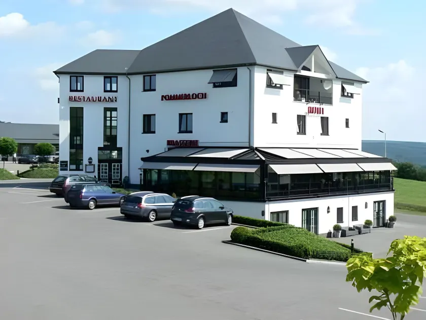 Hotel Pommerloch - Image 1