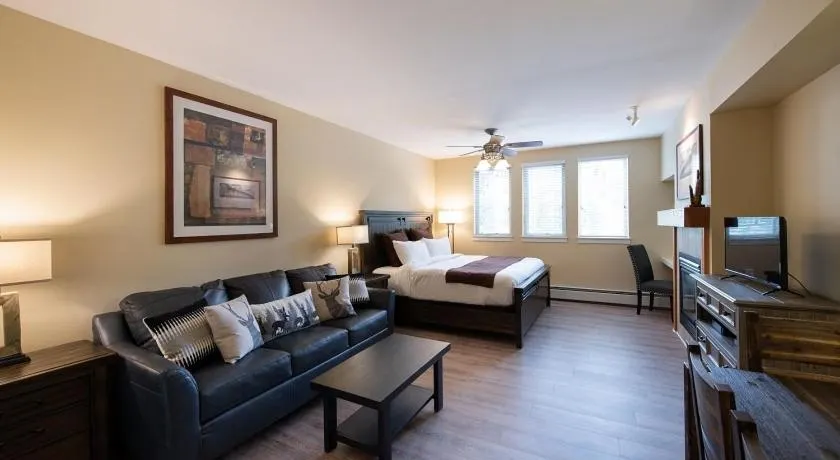 Modern Ski Studio Apartment with In-Room Fireplace - Fraser Crossing Founders Pointe Premium-Rated 4443 - Image 1
