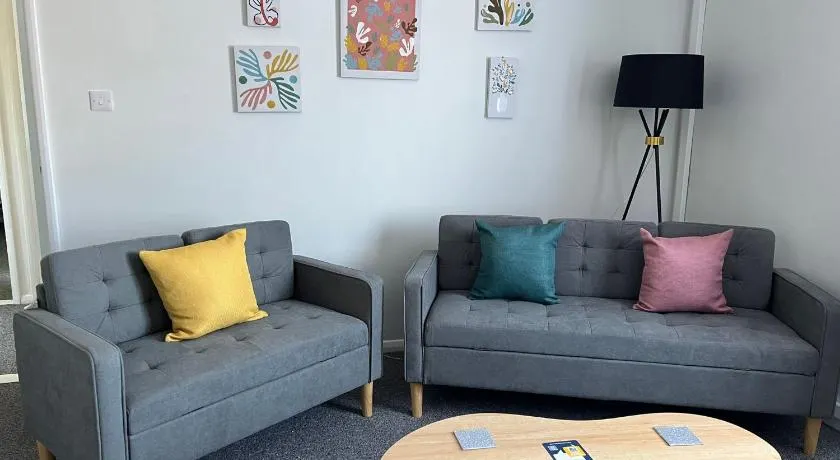Oakfield Apartment - Image 1