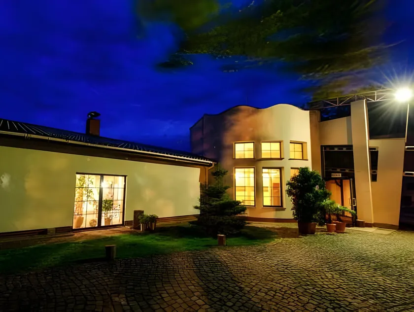 Hotel Active - Image 1
