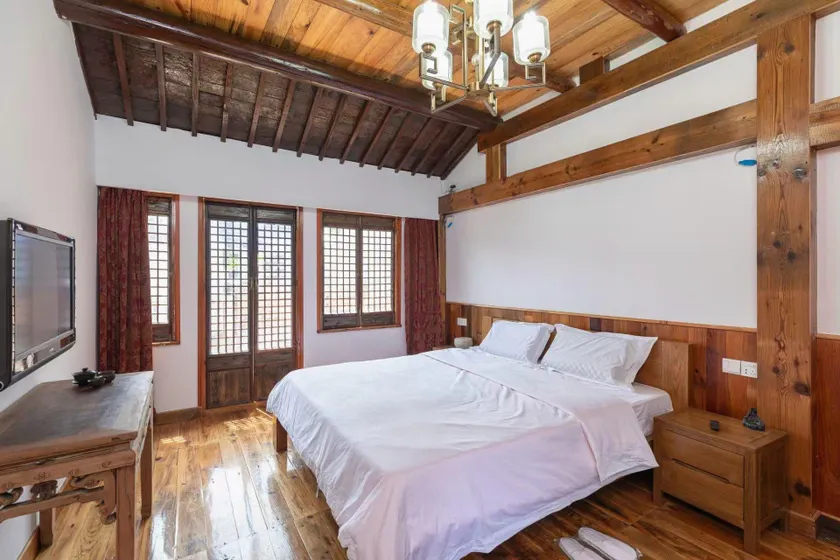 Yunshuiyao Inn (Zhujiajiao Ancient Town Branch) - Image 1