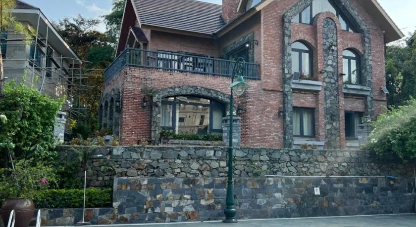 Green Villas Tam Dao Golf Course - Image 1