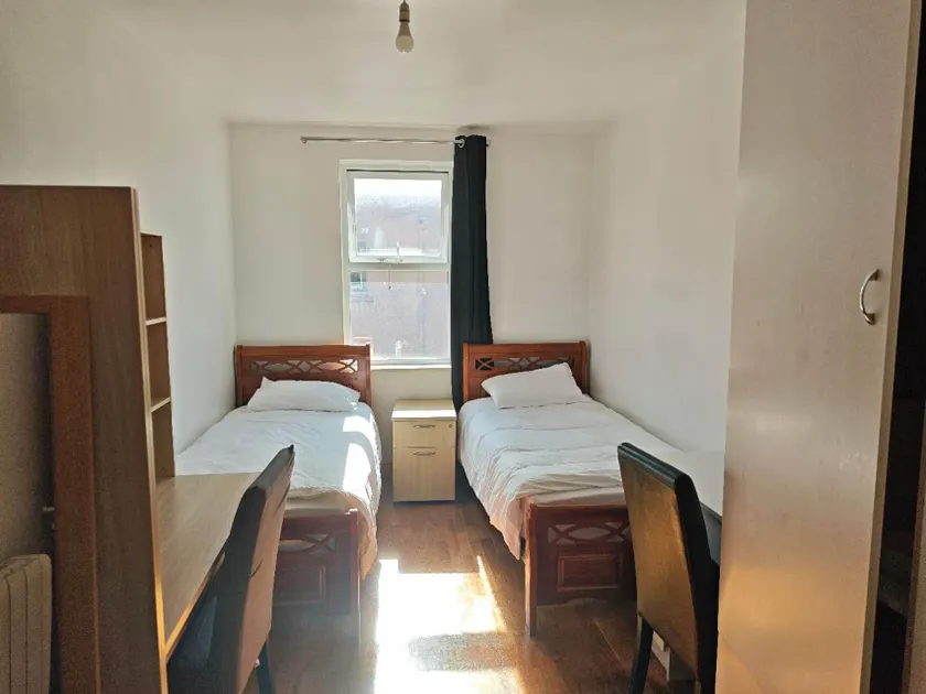 Dublin city center en-suit room - Image 1