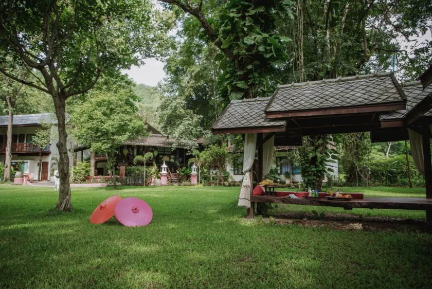 E-outfitting Doikham Resort - Image 1