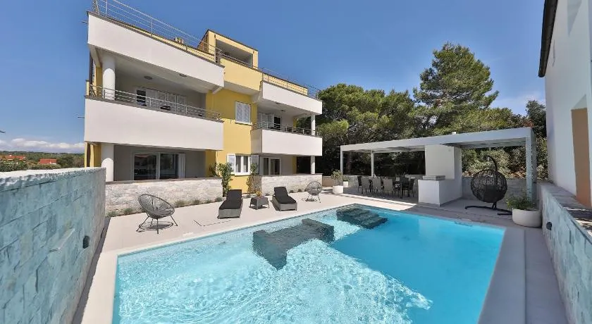 Luxury Villa Nada with Pool - Image 1