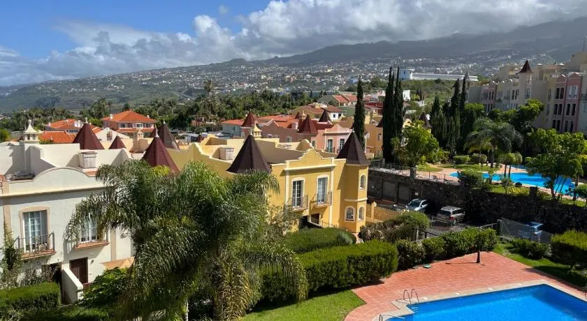 La Quinta Paradise - Image 1